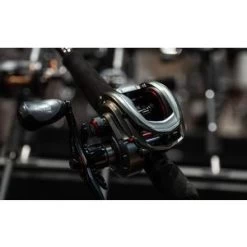 Abu Garcia Max 4 Pro Baitcaster -Angling Discount Store ABU GARCIA MAX 40 LOW PROFILE REEL LIFESTYLE 2022 001